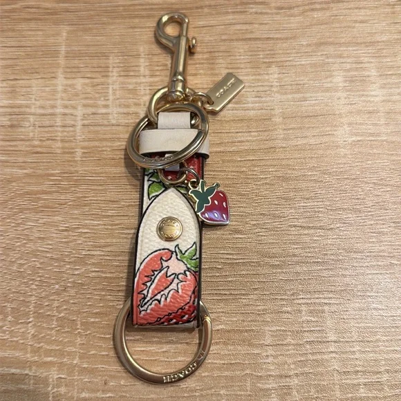 Coach White Wallet with Strawberry Print - Picture 7 of 10